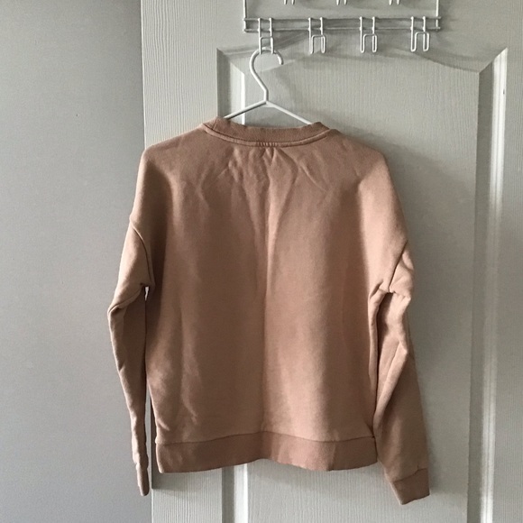 Banana Republic Sweat Top. -1 - Picture 2 of 4